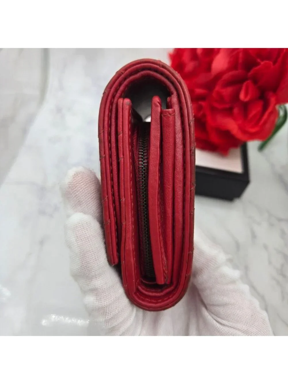 Gucci Fold Wallet GG Marmont Quilted - Picture 8 of 14